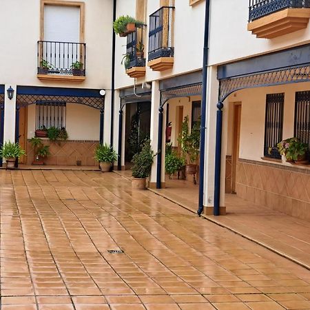 Apartamentos Maria Cristina Con Parking Gratis 科爾多瓦 外观 照片