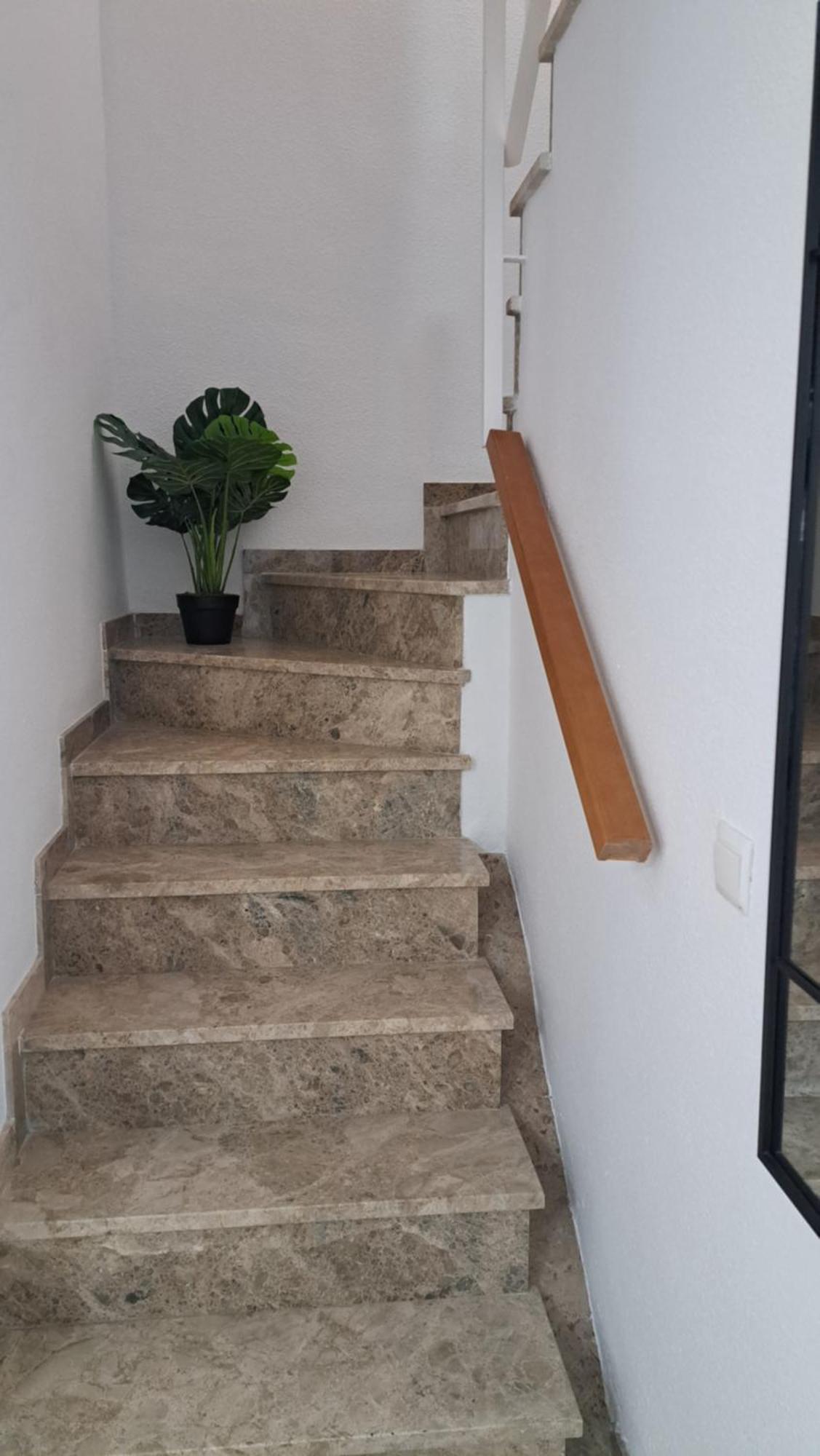 Apartamentos Maria Cristina Con Parking Gratis 科爾多瓦 外观 照片